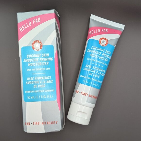 First Aid Beauty Hello FAB: Coconut Skin Smoothie Priming Moisturizer - Picture 1 of 5